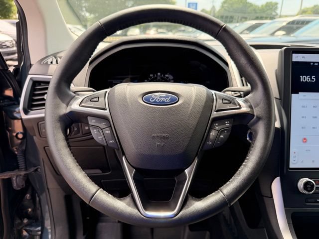 Used 2022 Ford Edge SEL AWD/4WD image 14