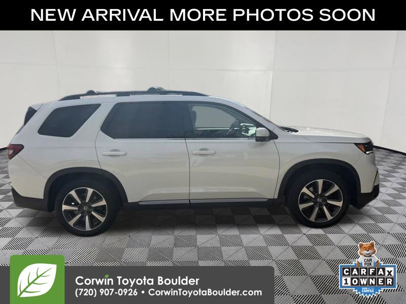 Used 2023 Honda Pilot Elite image 3