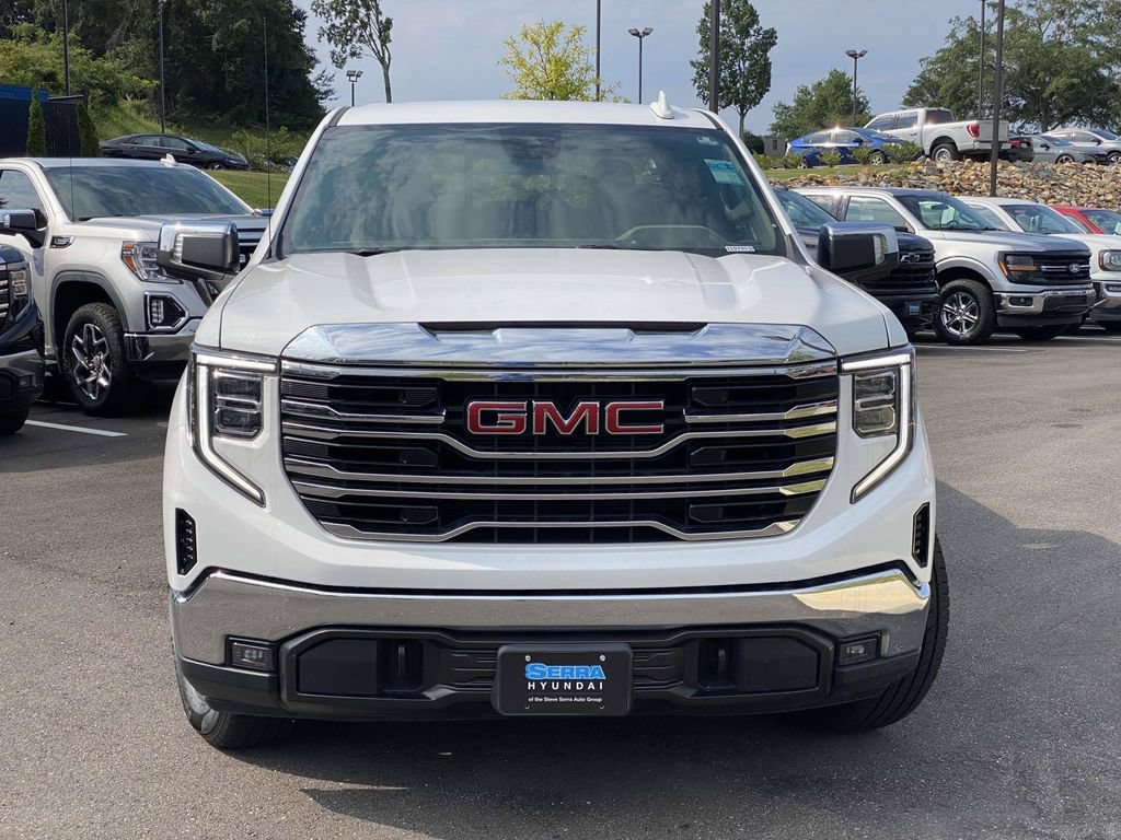 Used 2024 GMC Sierra 1500 SLT w/ SLT Convenience Package AWD/4WD image 8