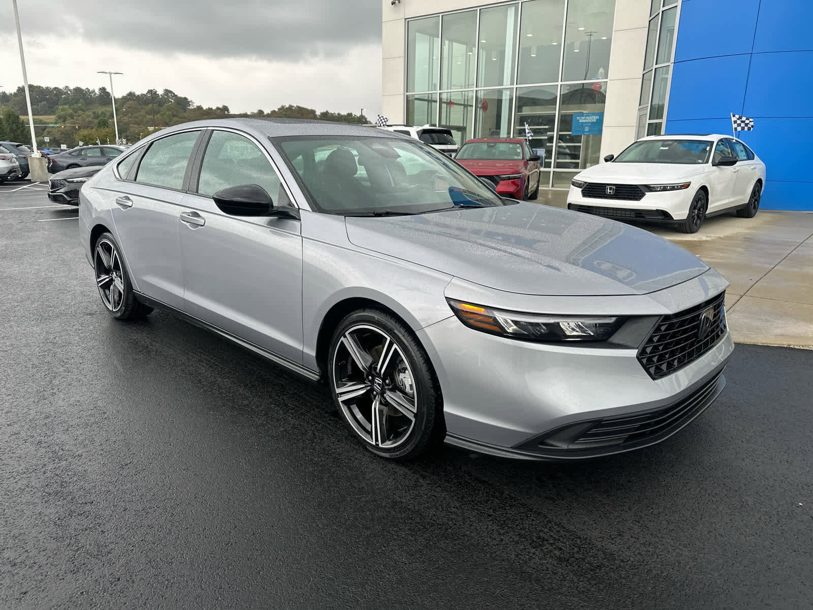 Used 2023 Honda Accord Sport image 2