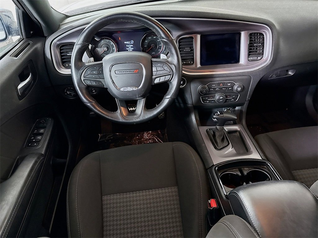 Used 2019 Dodge Charger GT image 4