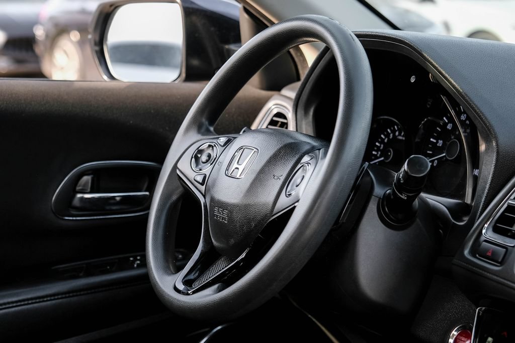 Used 2018 Honda HR-V EX image 13