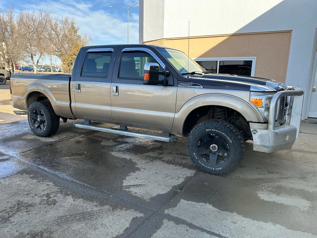 Used 2011 Ford F250 XLT w/ Chrome Pkg image 5