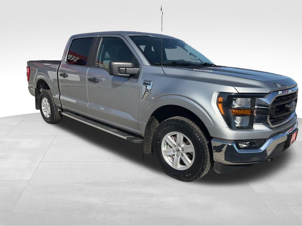 Used 2023 Ford F150 XLT image 3