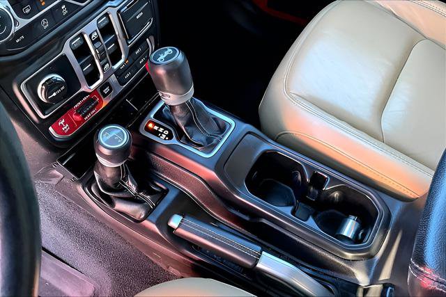 Used 2018 Jeep Wrangler Unlimited Rubicon image 19