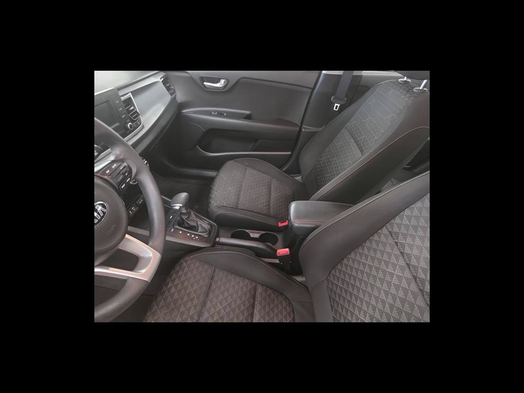 Used 2018 Kia Rio S FWD image 11