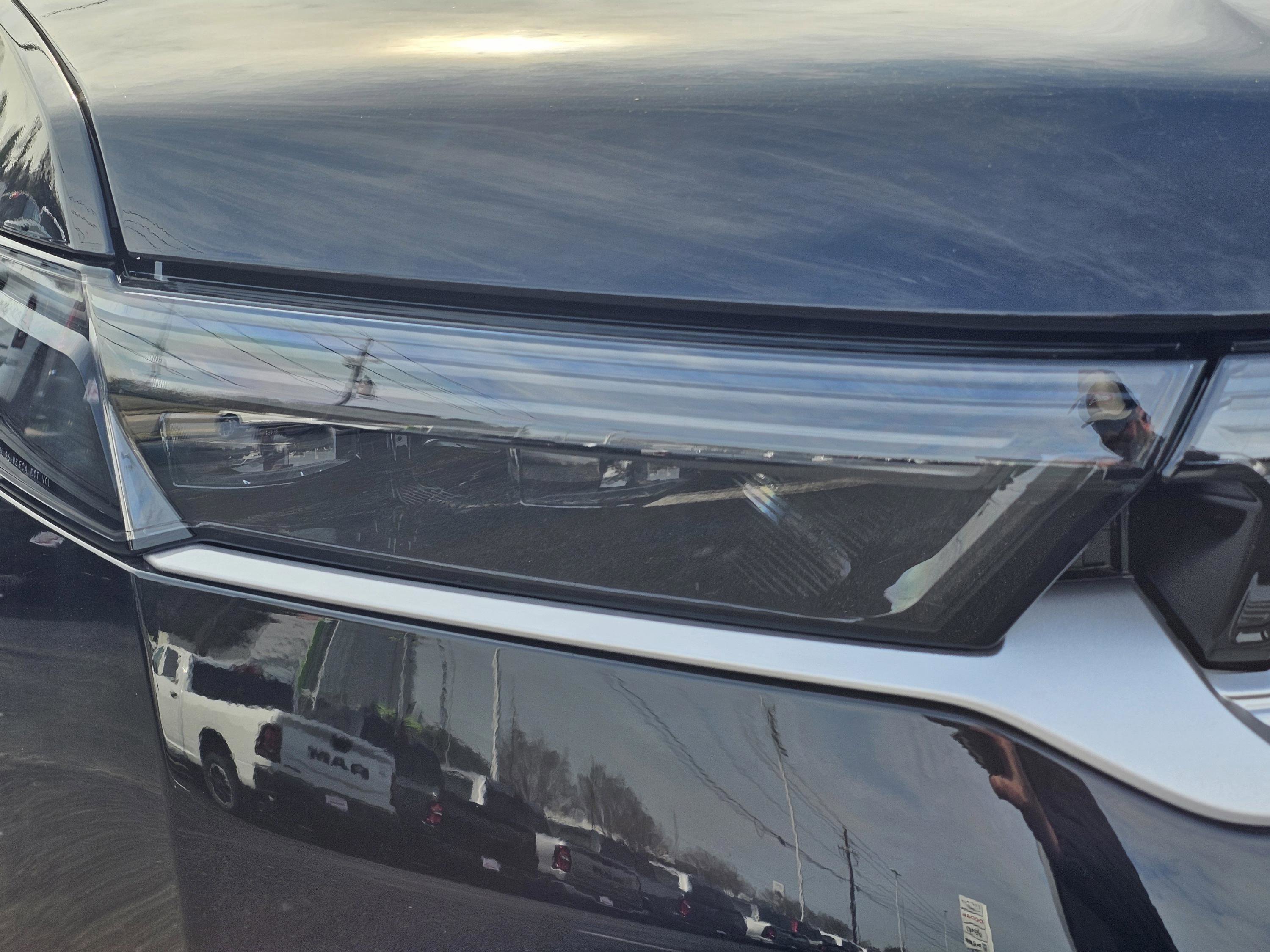 New 2026 Jeep Grand Wagoneer 4WD w/ Premium Group I image 4