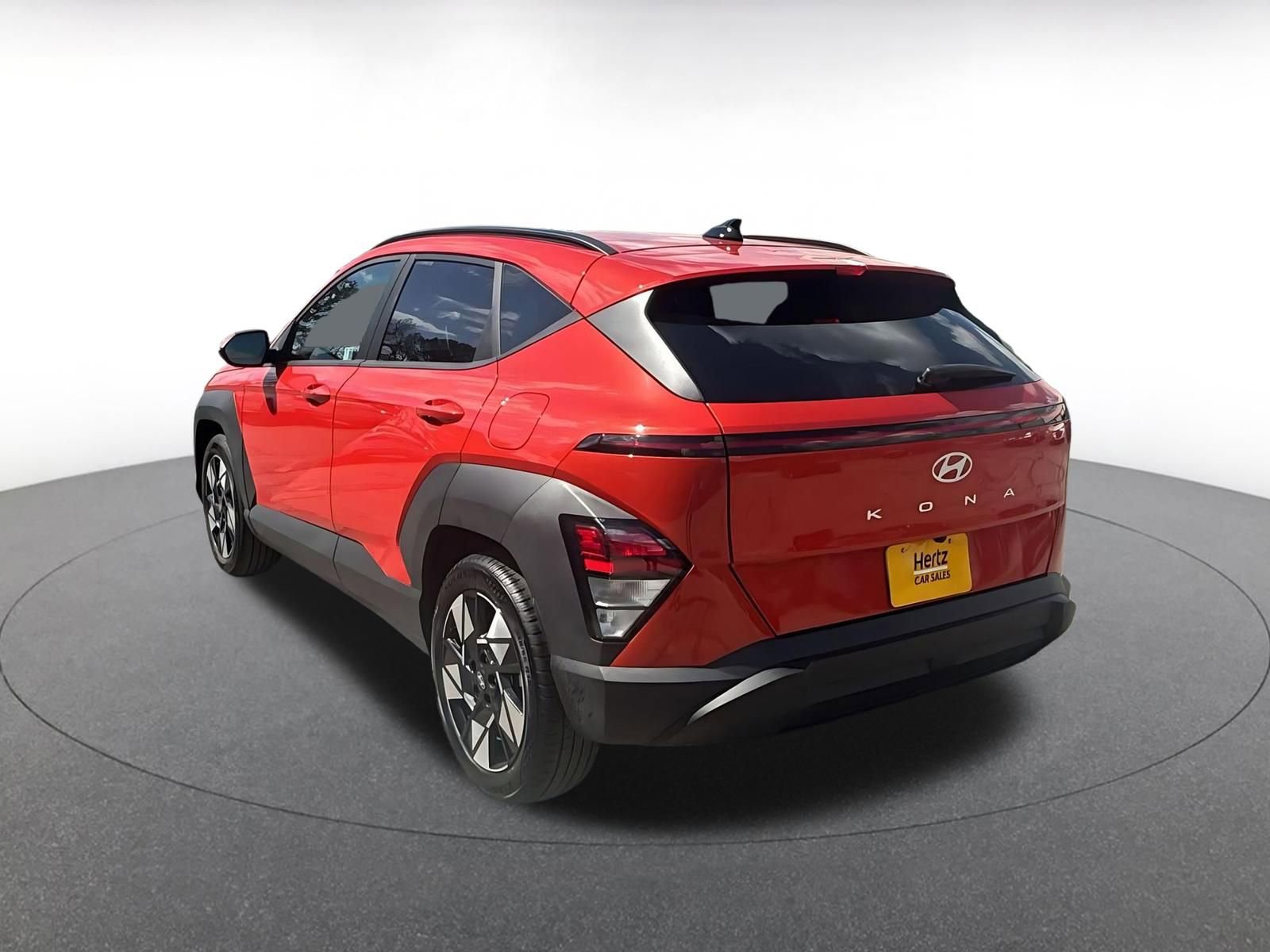 Used 2025 Hyundai Kona SEL image 13