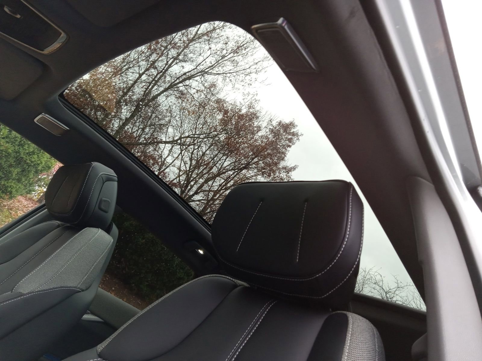 New 2026 Cadillac Optiq Sport 1 image 14