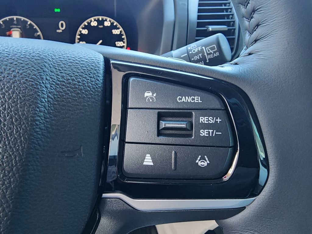 Used 2026 Honda Odyssey Touring image 23