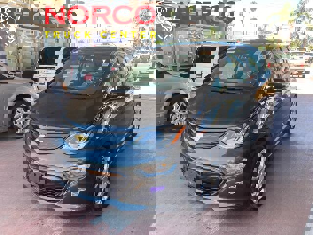 Used 2019 Chevrolet Bolt LT image 1