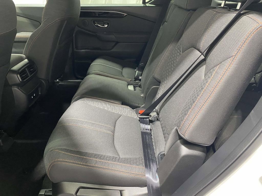 New 2026 Honda Pilot Sport image 12
