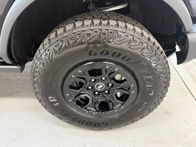 New 2026 Ford Bronco Badlands image 5