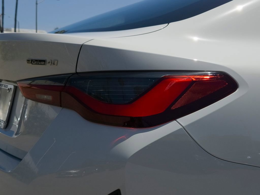New 2026 BMW i4 eDrive40 RWD image 5