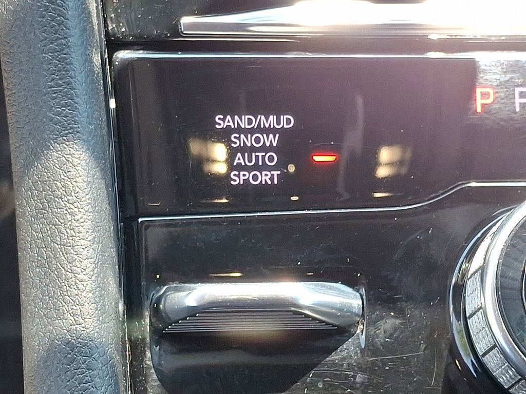Used 2021 Jeep Grand Cherokee L Limited AWD/4WD image 26