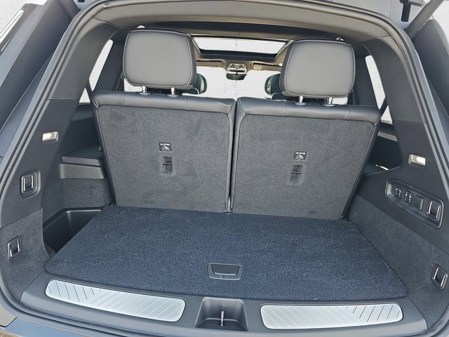 New 2026 Cadillac Vistiq Luxury image 13