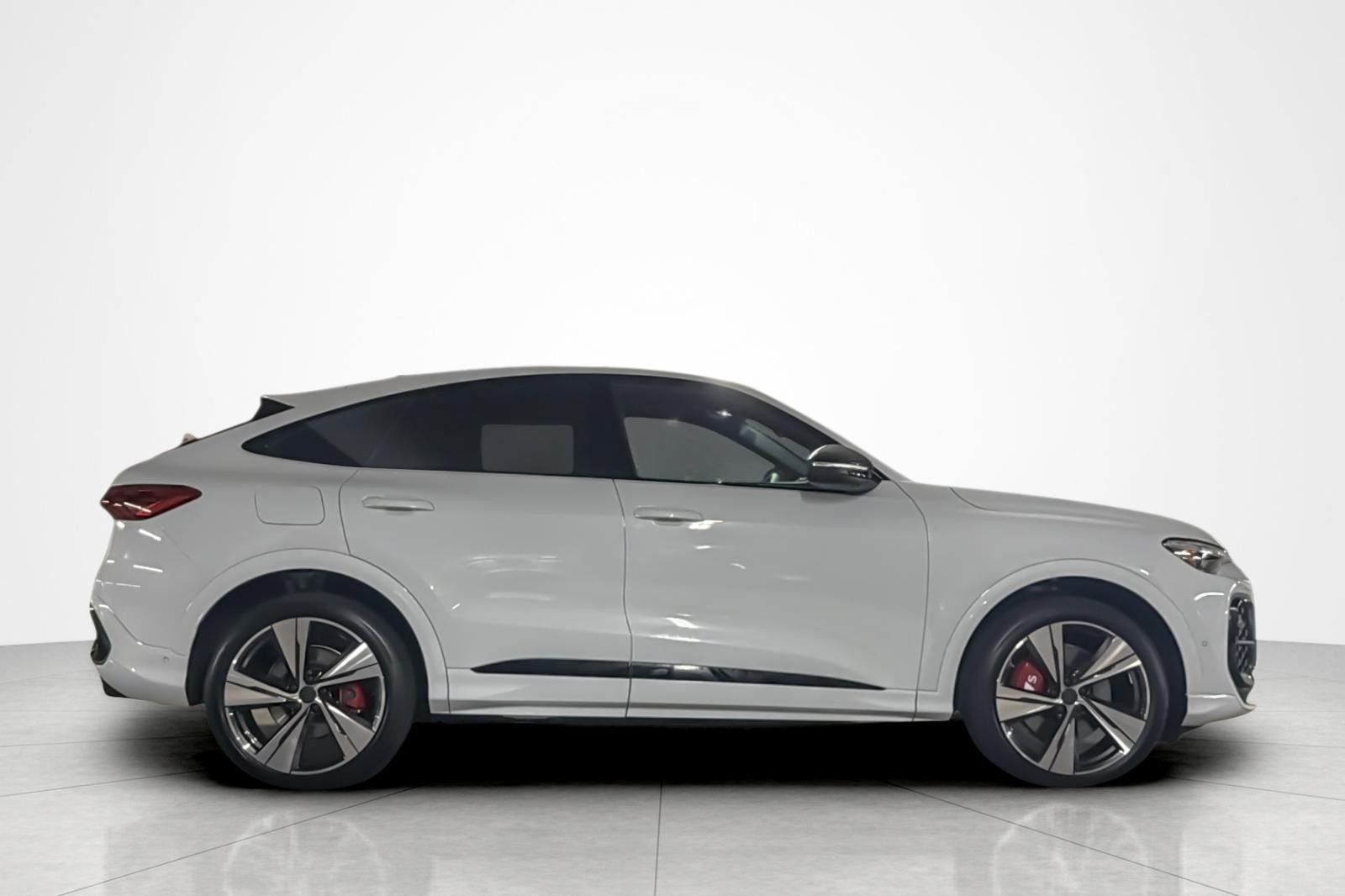 New 2026 Audi SQ5 Premium Plus AWD/4WD image 7