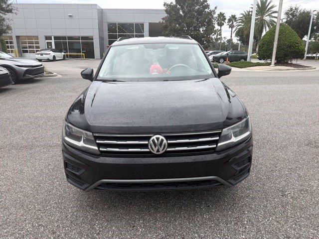 Used 2018 Volkswagen Tiguan SE AWD/4WD image 3
