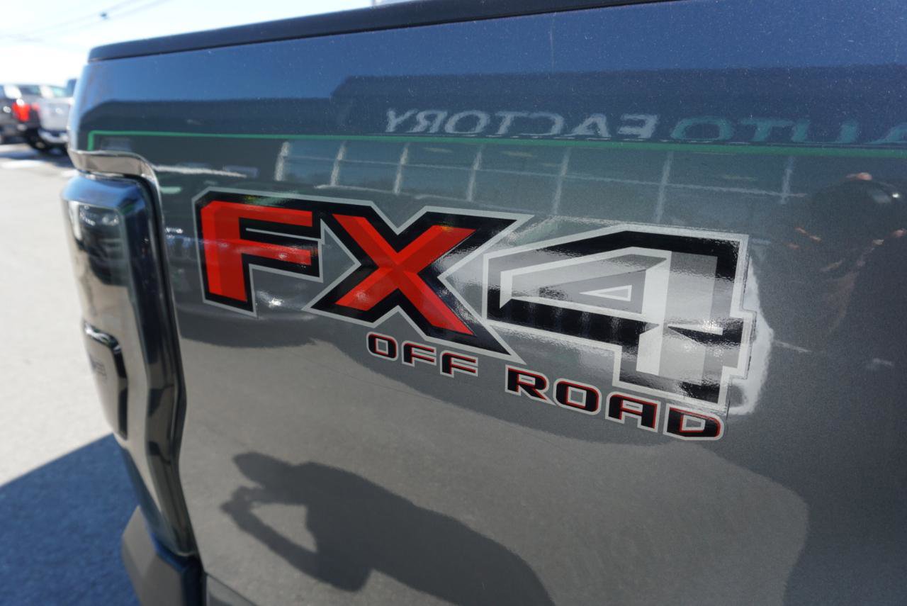 Used 2022 Ford F350 Lariat image 7