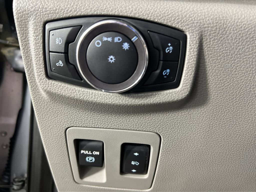 Used 2020 Ford F150 Lariat AWD/4WD image 19