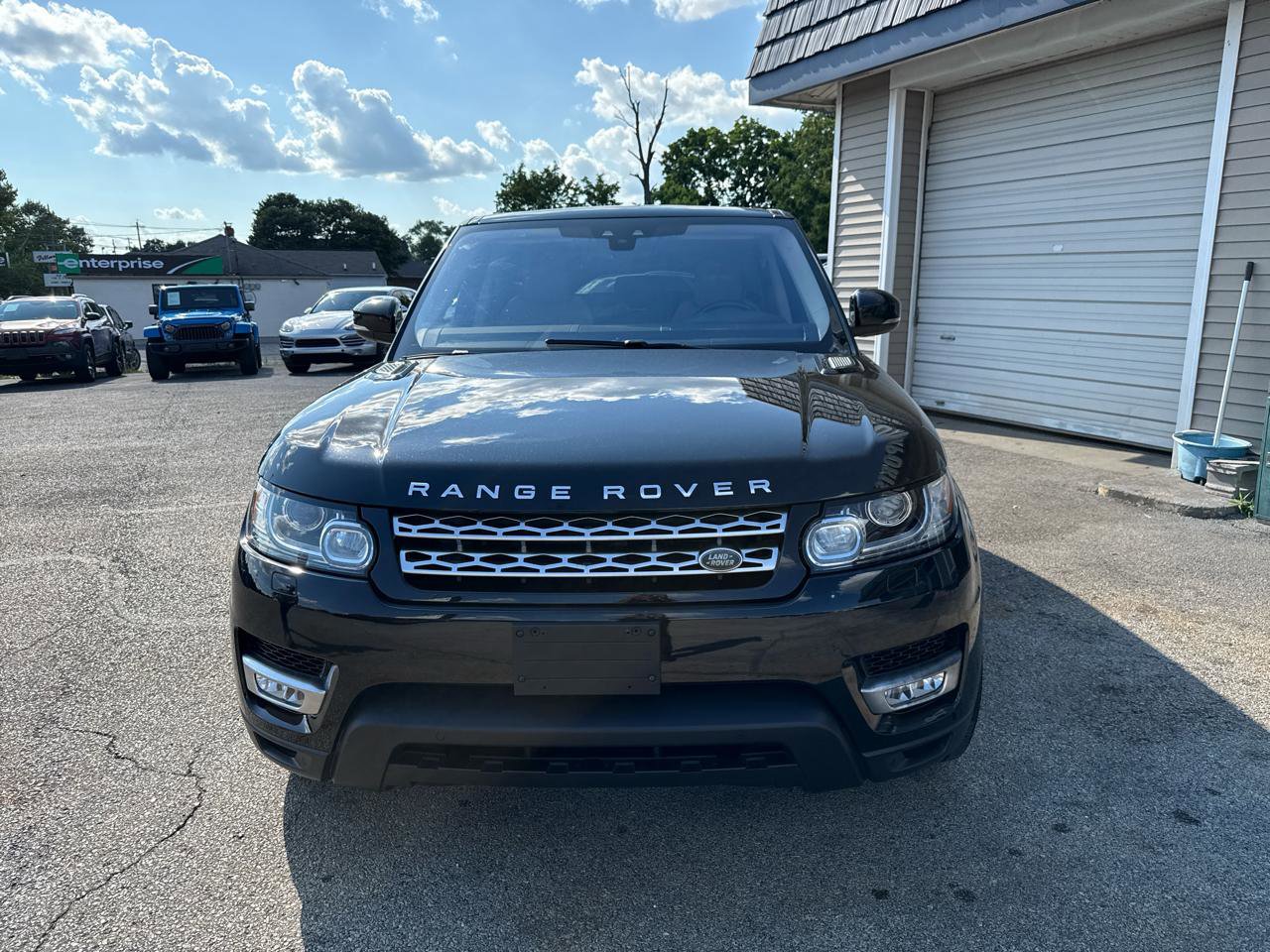 Used 2017 Land Rover Range Rover Sport HSE image 14