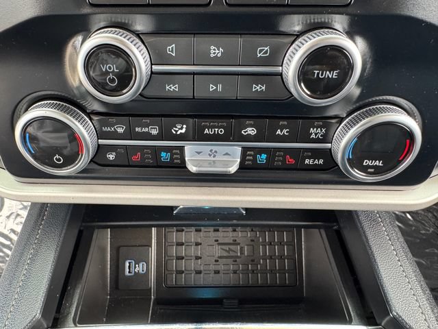 Used 2024 Ford Expedition Max XLT AWD/4WD image 24
