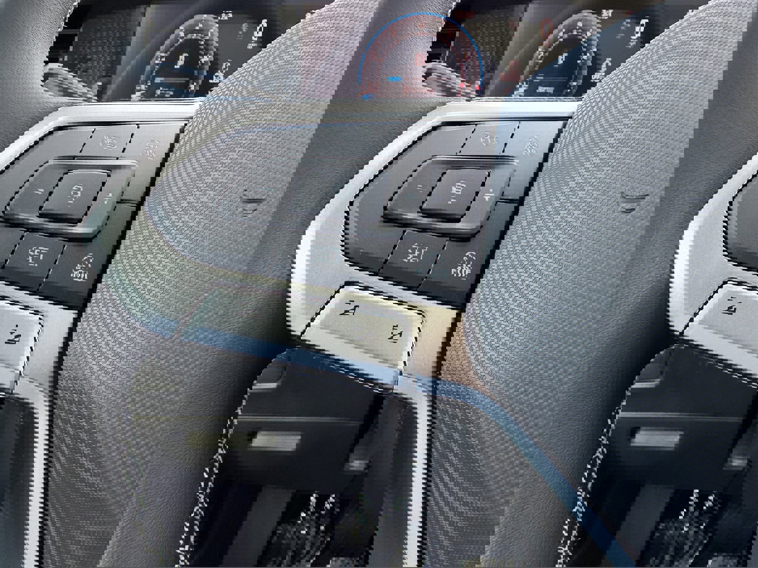 New 2026 Volkswagen Tiguan SE image 24