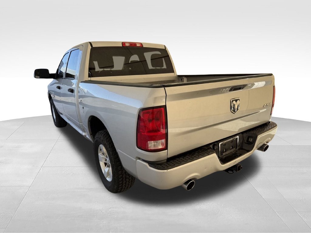 Used 2016 RAM 1500 Express AWD/4WD image 8