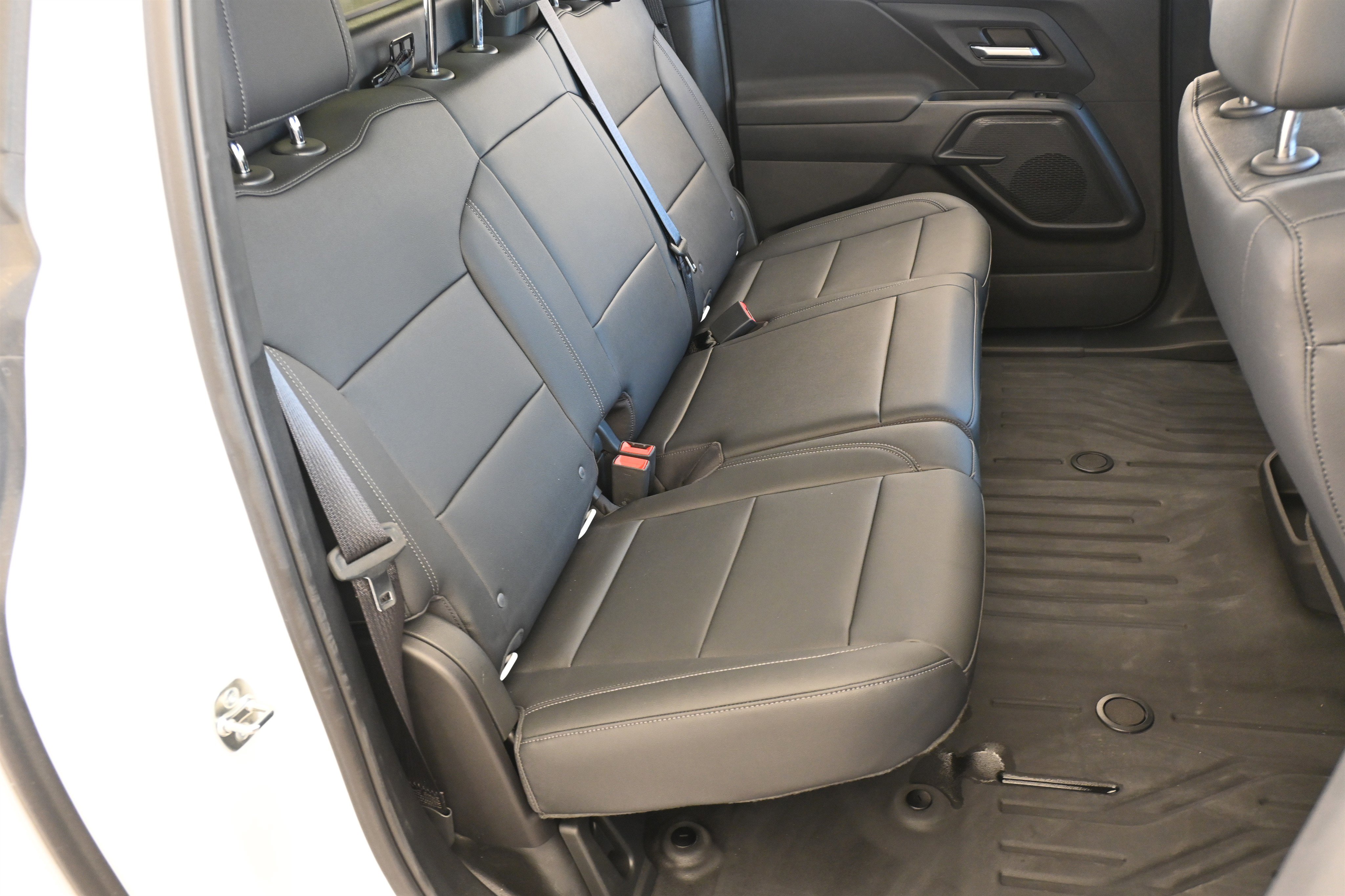 Used 2024 Chevrolet Silverado EV W/T image 19