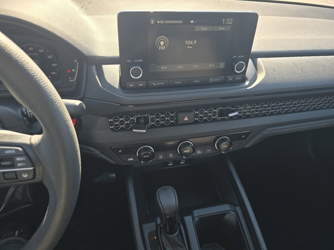 Certified 2023 Honda Accord EX image 29