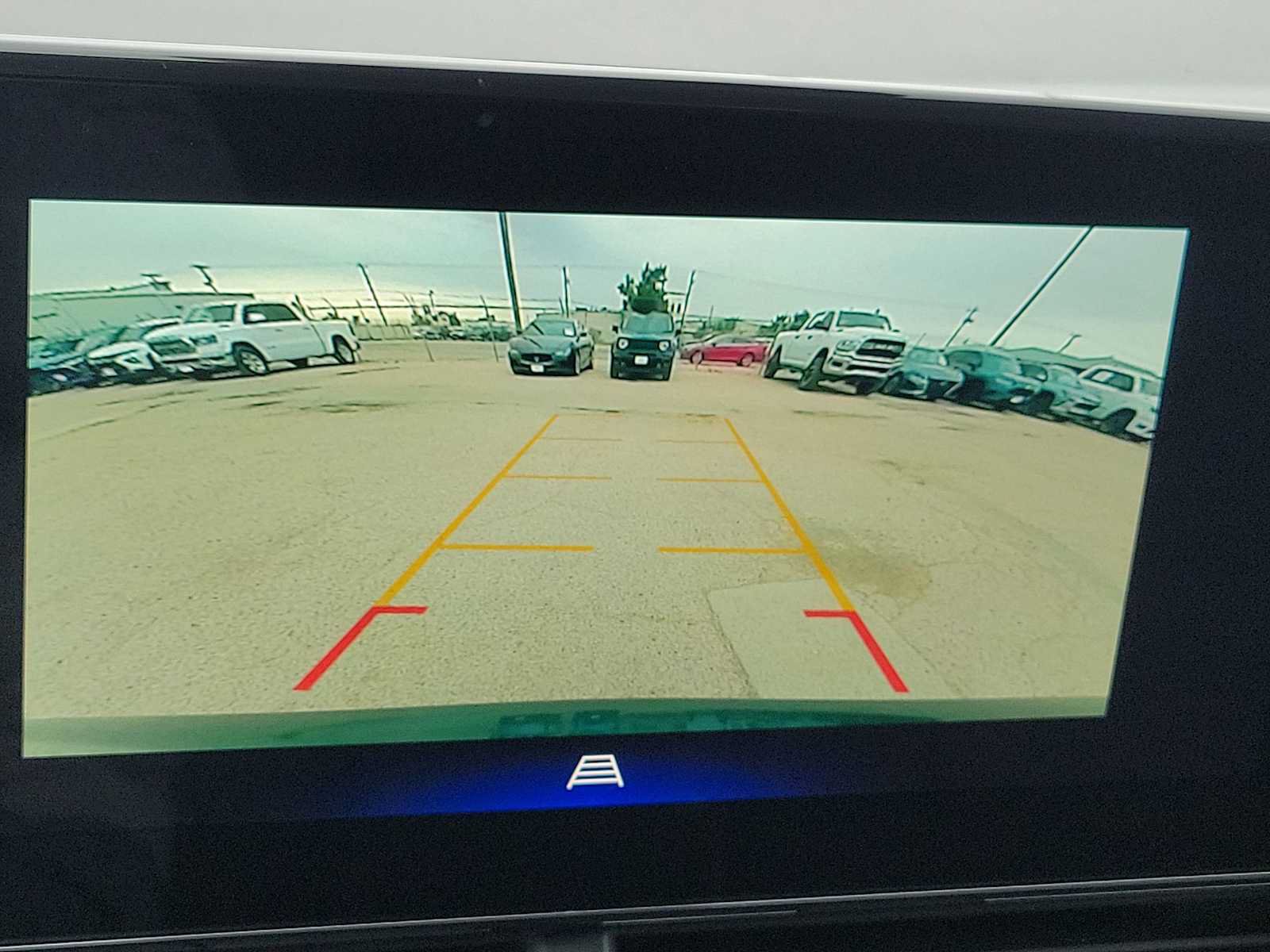 Used 2025 Chevrolet Trax LT FWD image 24