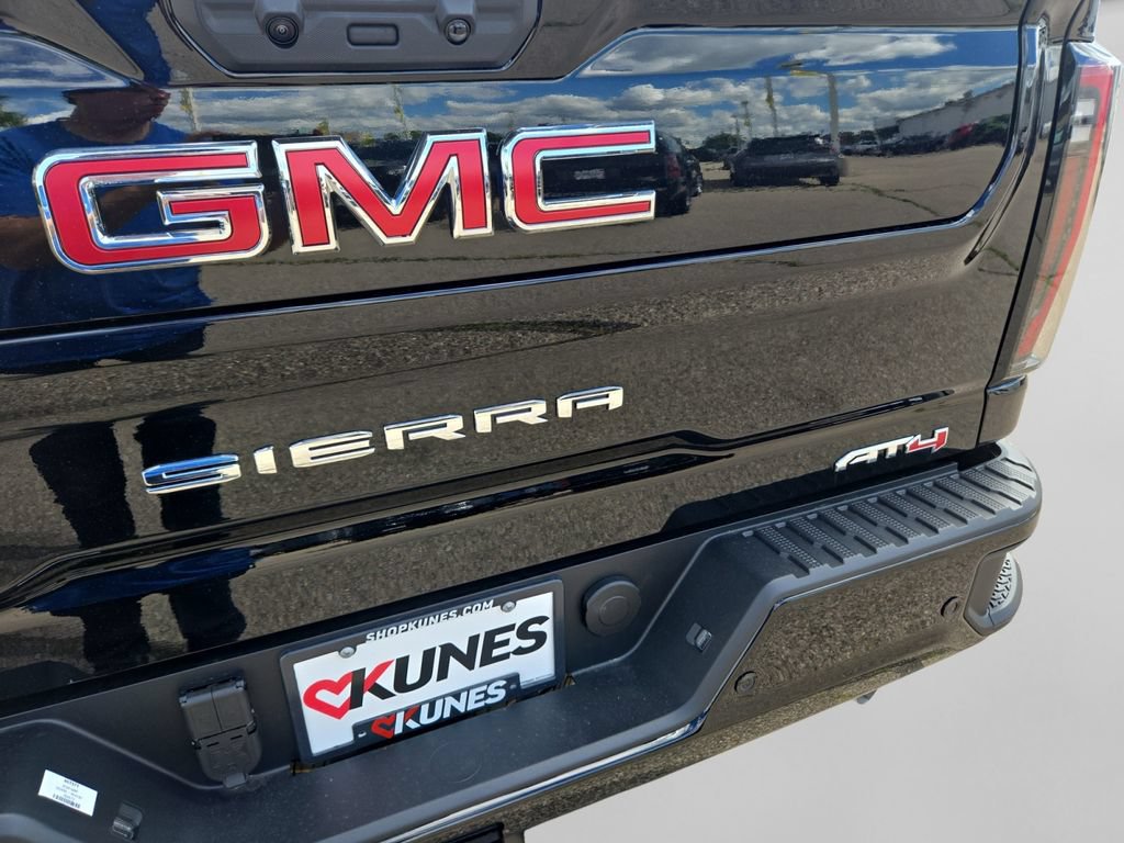 New 2026 GMC Sierra 2500 AT4 w/ AT4 Premium Plus Package AWD/4WD image 12