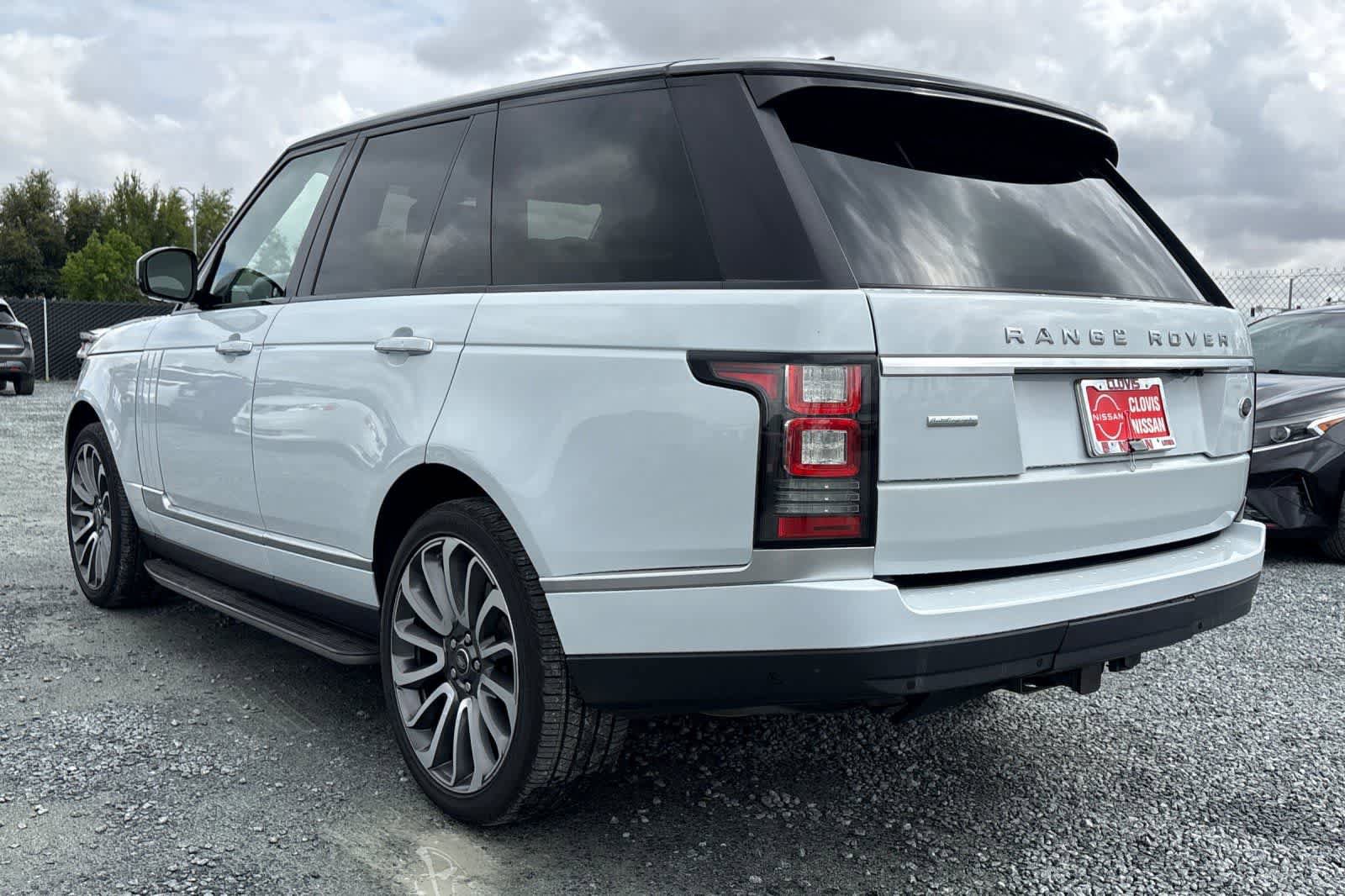 Used 2017 Land Rover Range Rover Autobiography AWD/4WD image 7