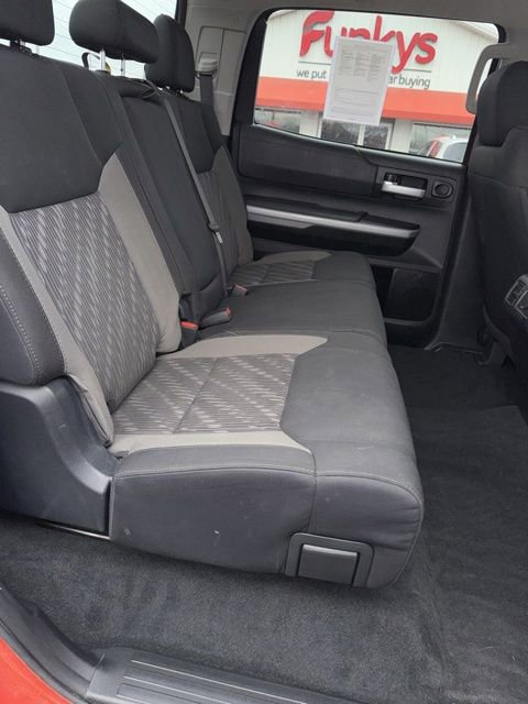 Used 2018 Toyota Tundra SR5 w/ TRD Off Road Package image 9