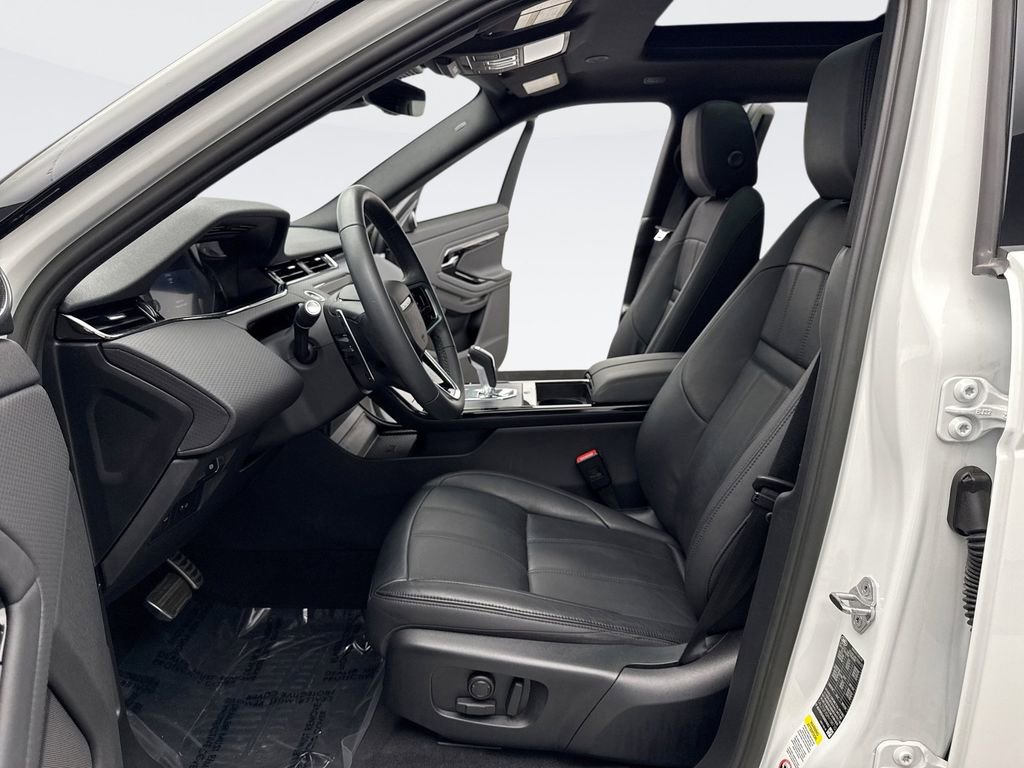 Used 2023 Land Rover Range Rover Evoque R-Dynamic S image 11