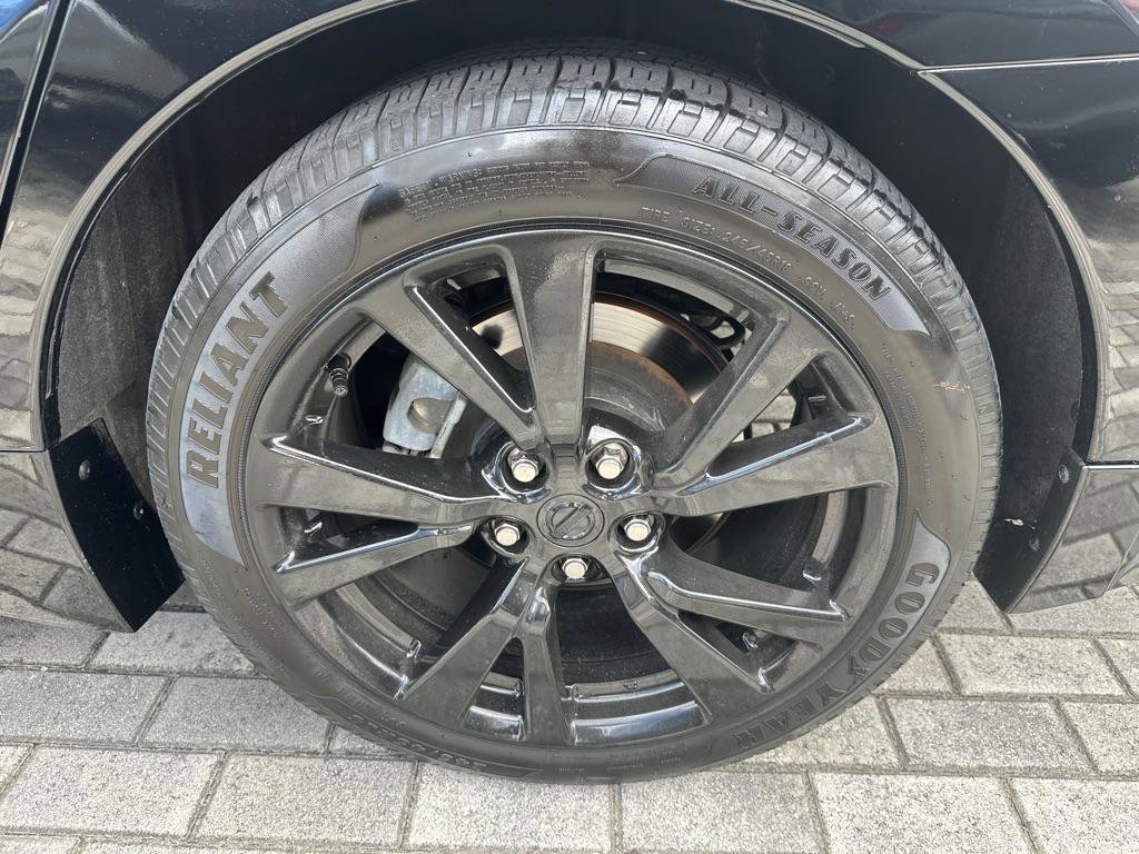 Used 2023 Nissan Maxima SR w/ Sport Mat Group FWD image 29