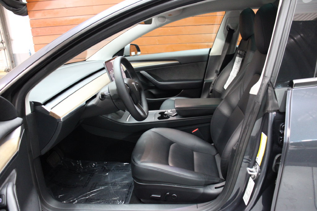Used 2023 Tesla Model 3 Standard Range RWD image 14