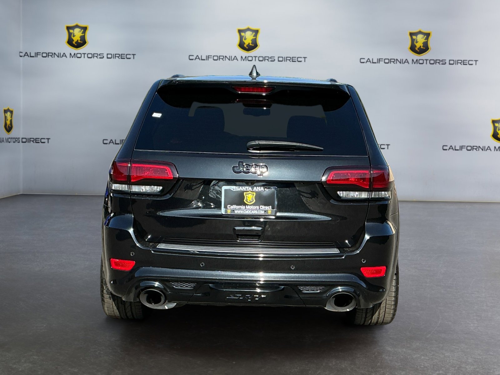 Used 2015 Jeep Grand Cherokee SRT w/ Trailer Tow Group IV AWD/4WD image 6