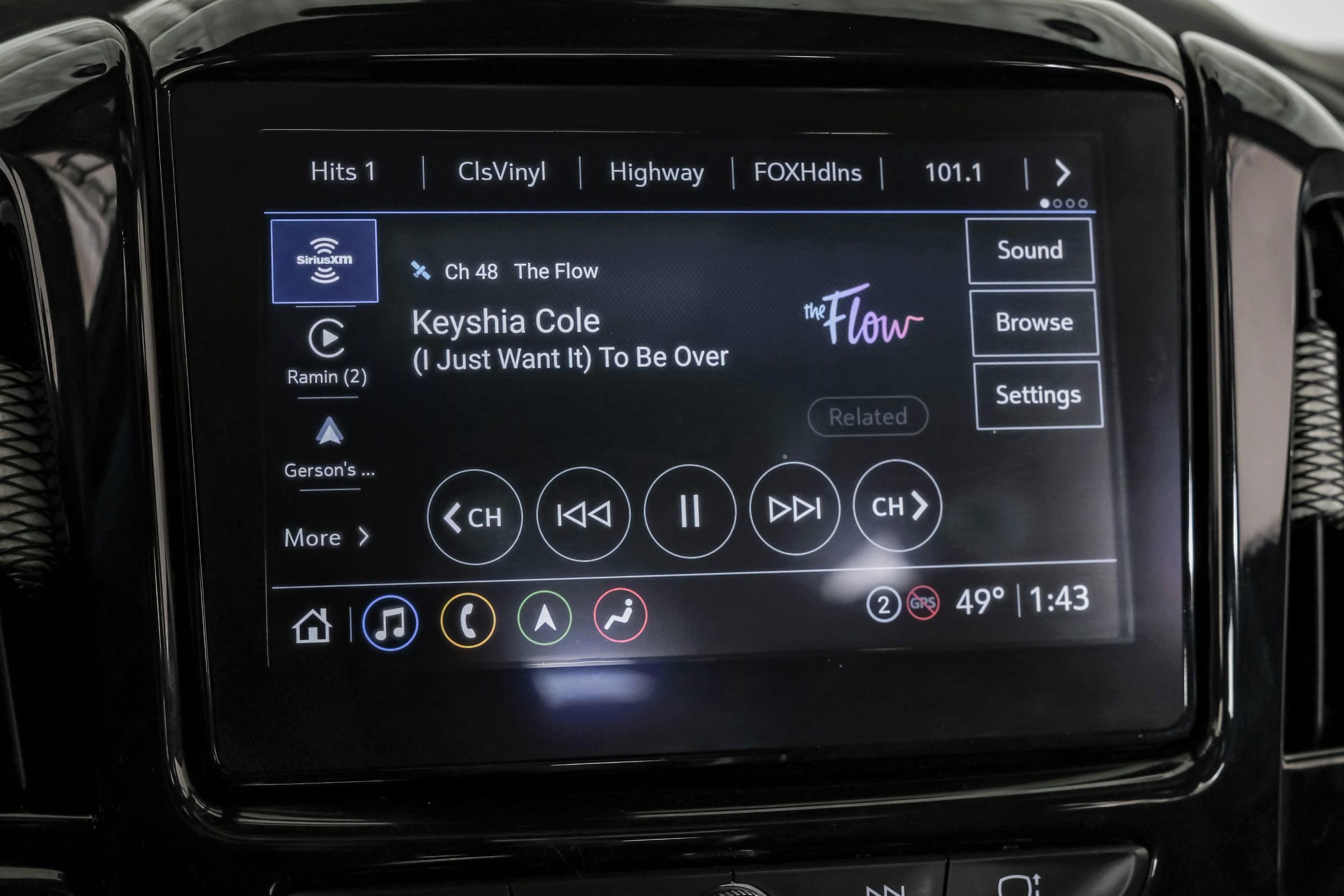 Used 2022 Chevrolet Traverse Premier w/ Redline Edition FWD image 38