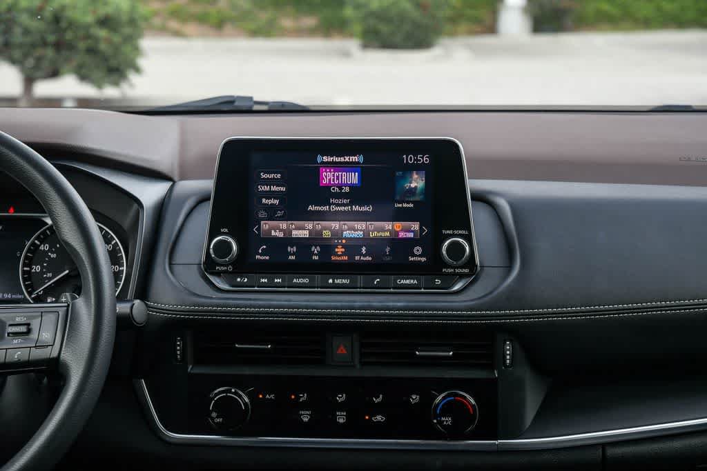 Used 2021 Nissan Rogue S FWD image 13