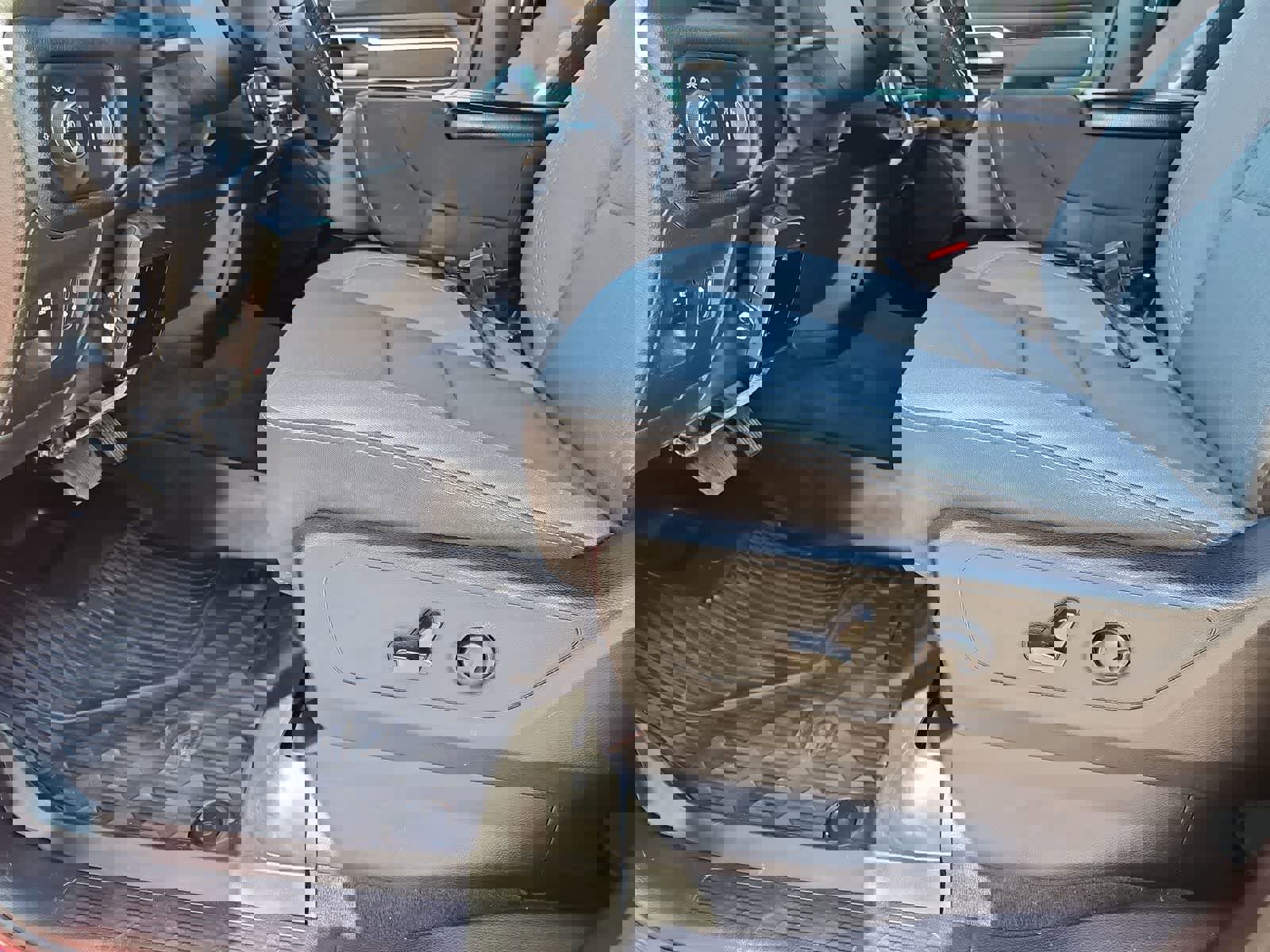 Certified 2022 RAM 1500 Big Horn image 18