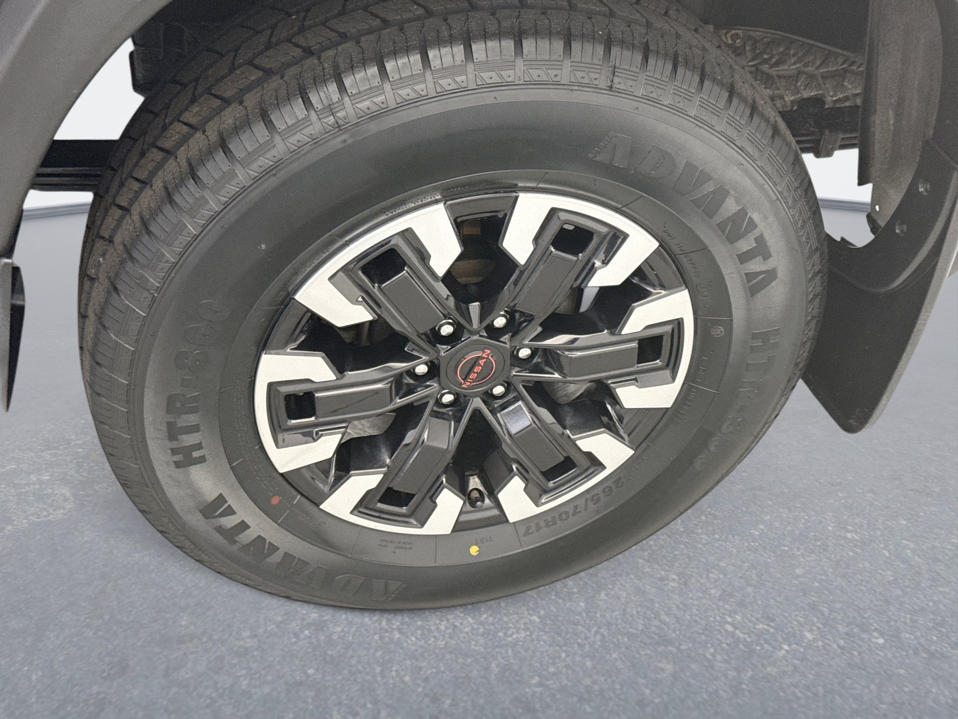 Used 2023 Nissan Frontier PRO-4X w/ Pro Convenience Package AWD/4WD image 26