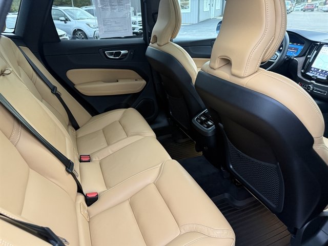 Used 2022 Volvo XC60 B6 Inscription w/ Advanced Package AWD/4WD image 49