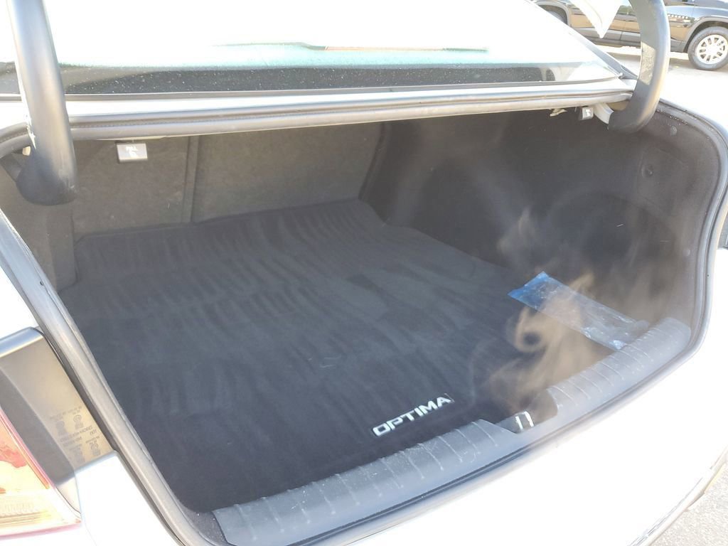 Used 2020 Kia Optima SX image 8