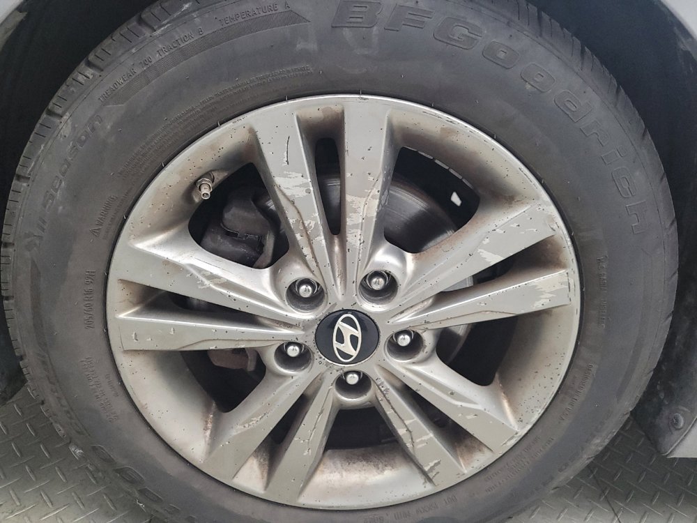 Used 2018 Hyundai Elantra SEL FWD image 31
