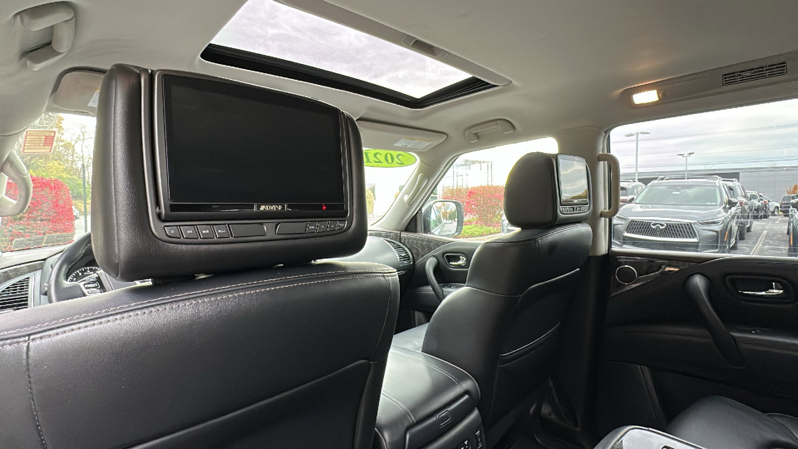 Used 2021 Nissan Armada Platinum w/ Captain's Chairs Package image 14