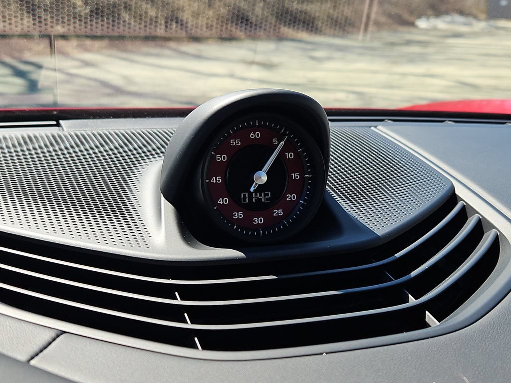 New 2026 Porsche Taycan GTS AWD/4WD image 15