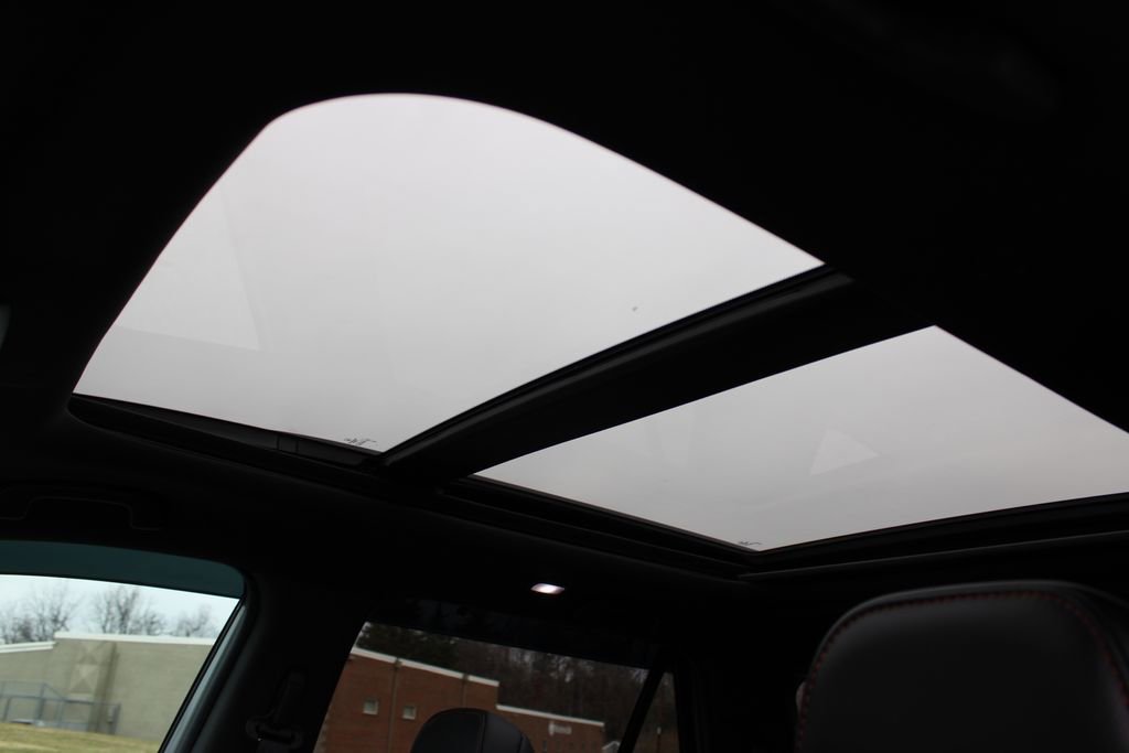 Used 2025 Honda Pilot TrailSport image 20