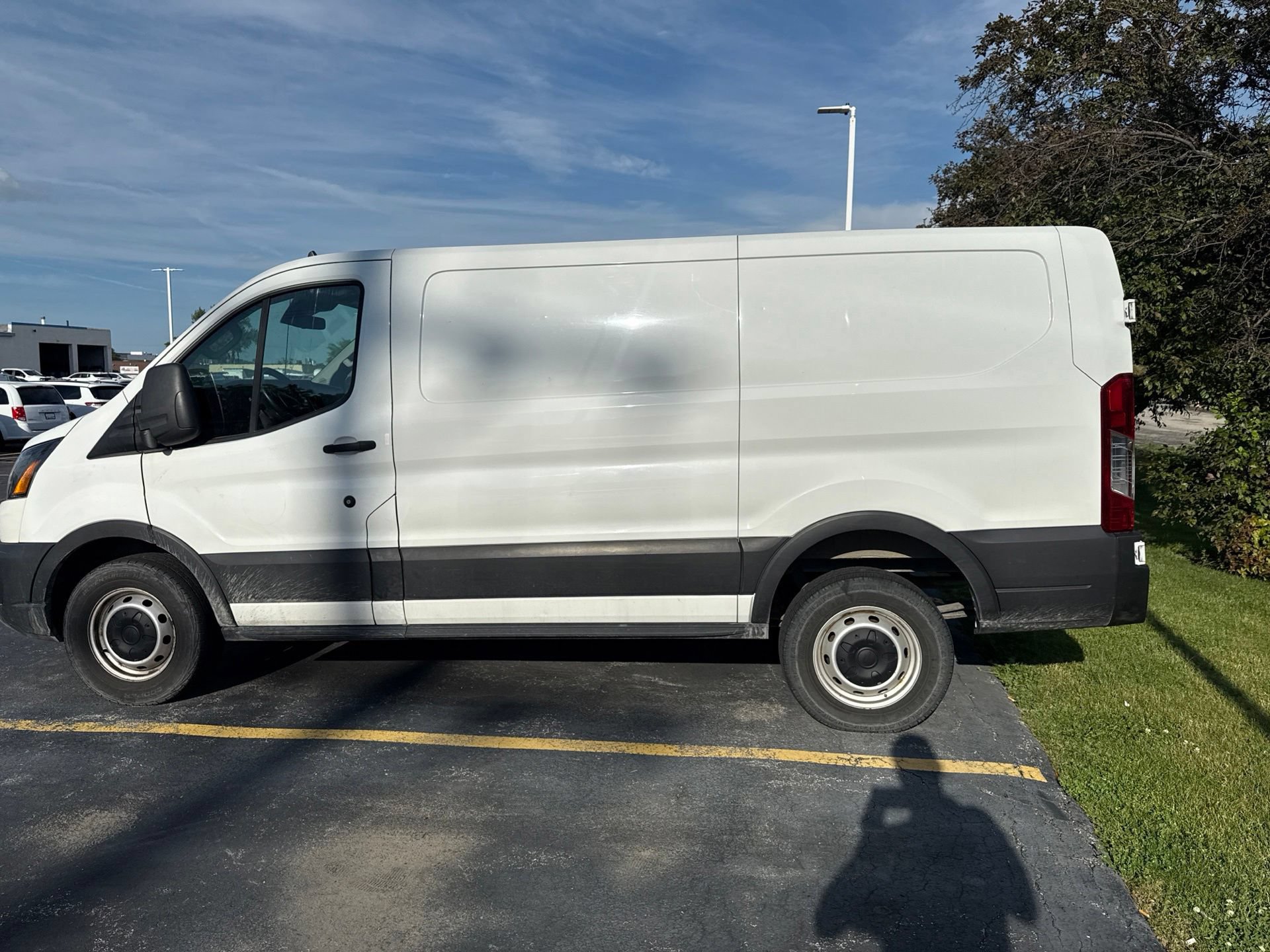 Used 2020 Ford Transit 250 Low Roof RWD image 13
