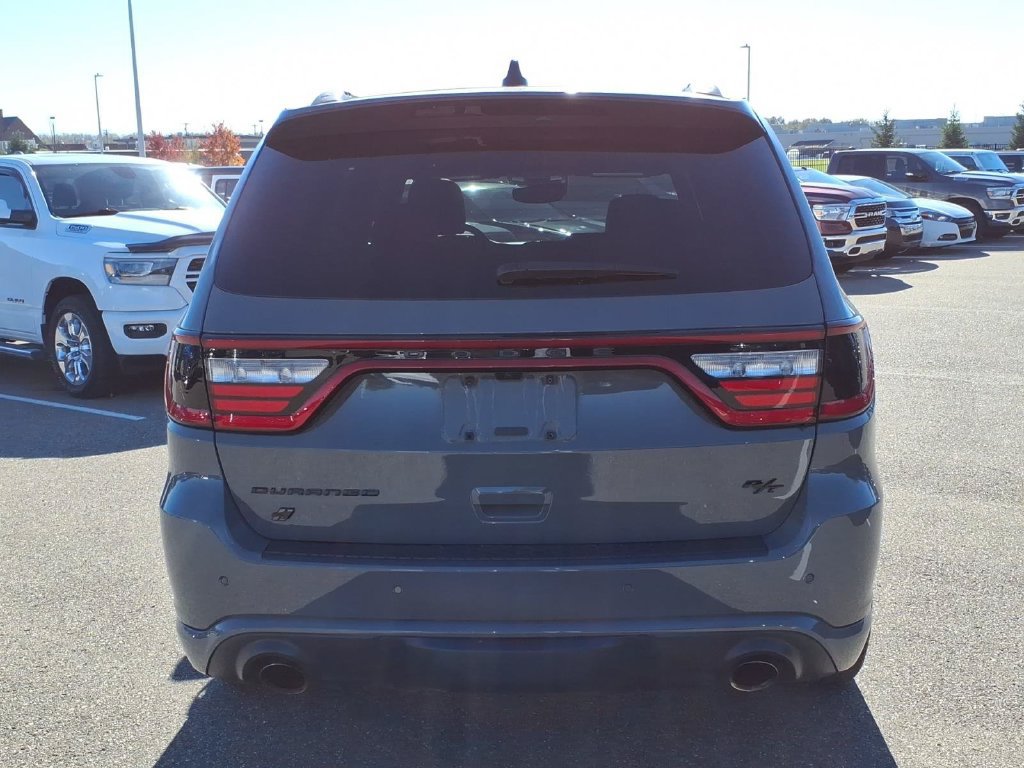 Used 2023 Dodge Durango R/T w/ Tow 'N Go Package AWD/4WD image 5